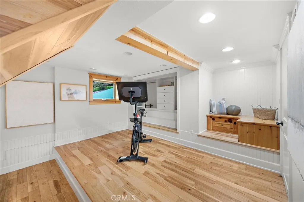 994 Bluebird Canyon Drive, Laguna Beach, California 92651 home-pic-30